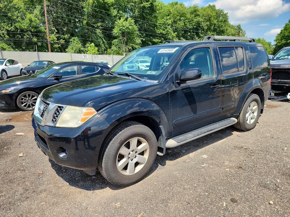 2011 NISSAN Pathfinder