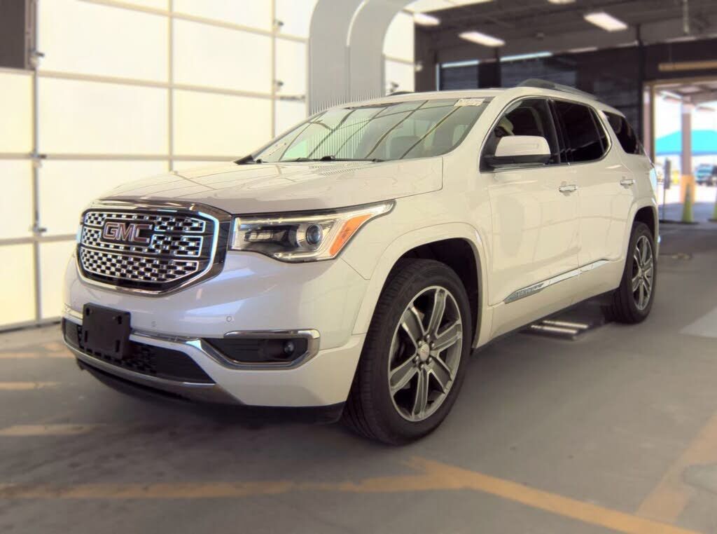 2017 GMC Acadia