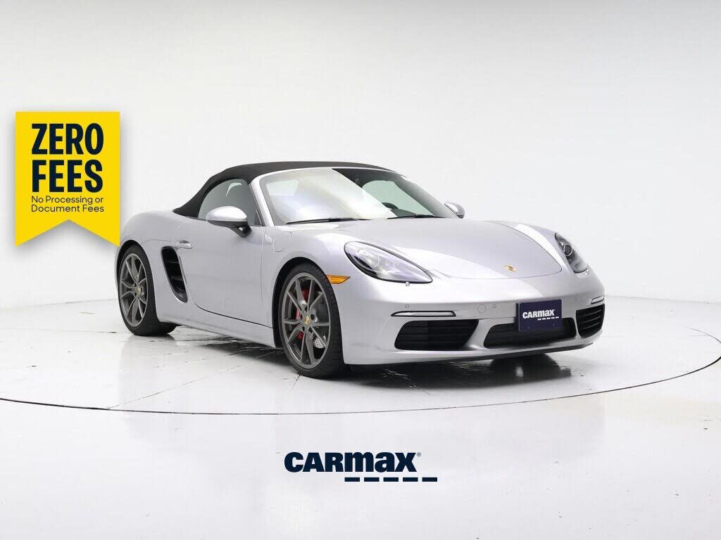 2025 PORSCHE 718