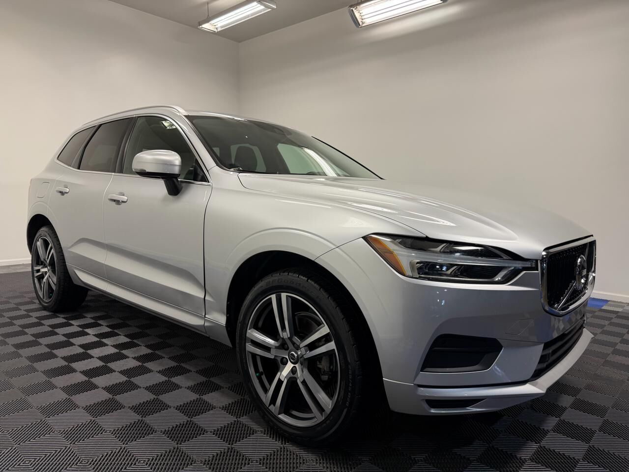 2020 VOLVO XC60