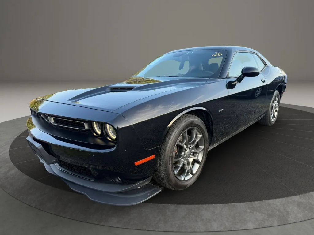 2017 DODGE Challenger
