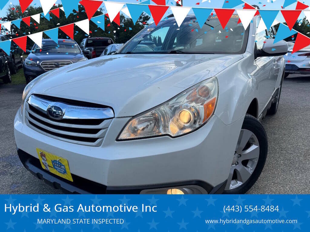 2012 SUBARU Outback