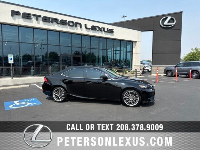 2015 LEXUS IS