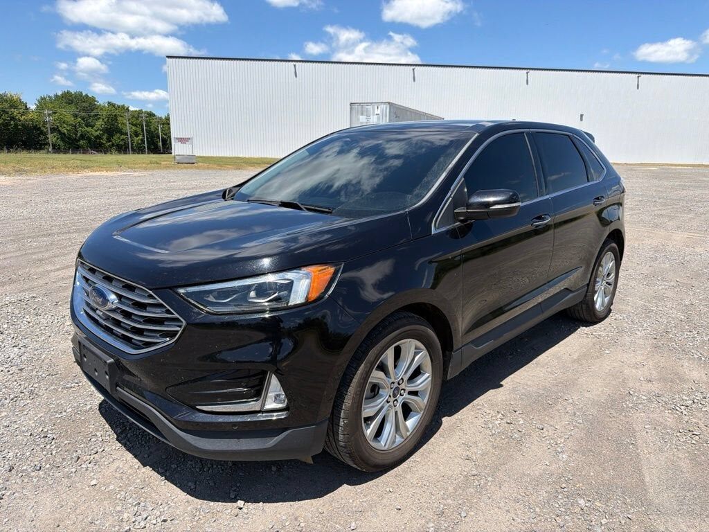 2022 FORD Edge