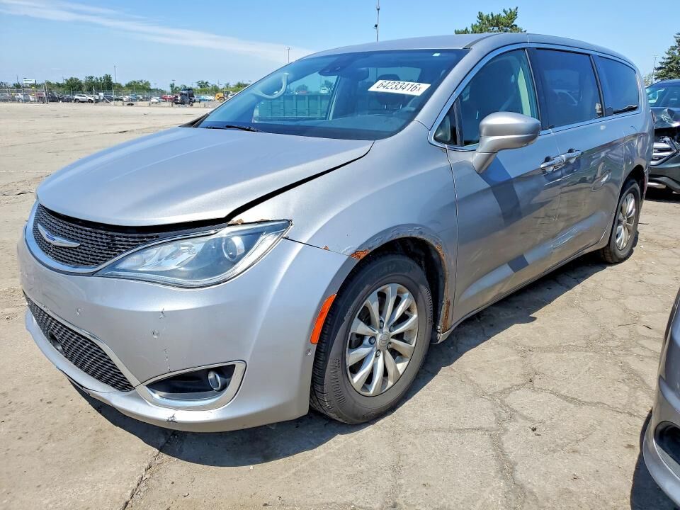 2019 CHRYSLER Pacifica