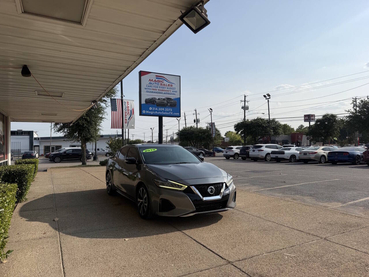 2019 NISSAN Maxima