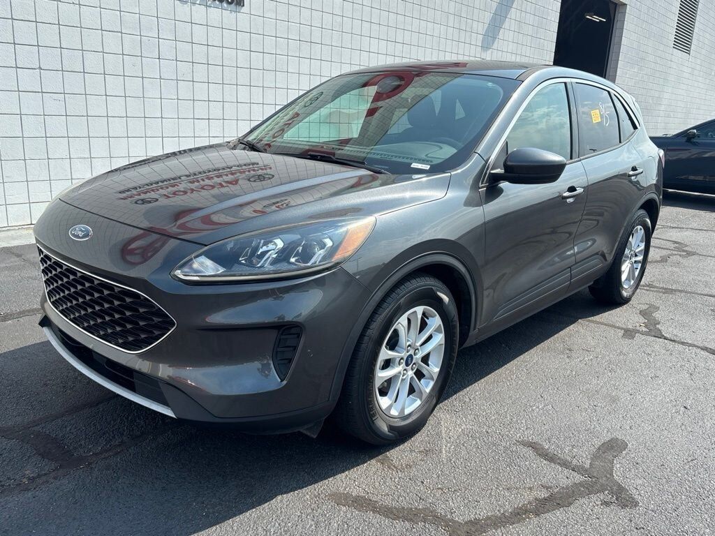 2020 FORD Escape