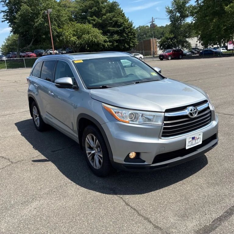 2015 TOYOTA Highlander