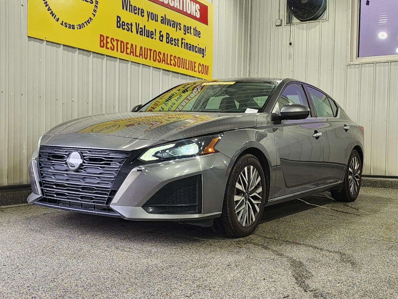 2023 NISSAN Altima