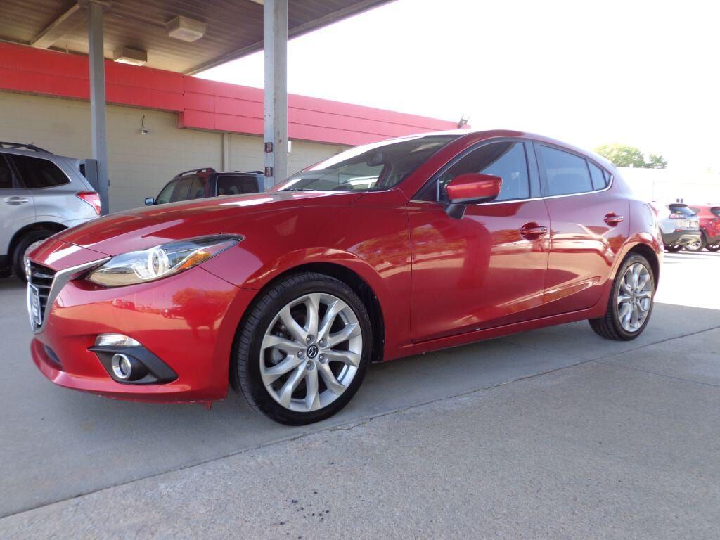 2015 MAZDA Mazda3