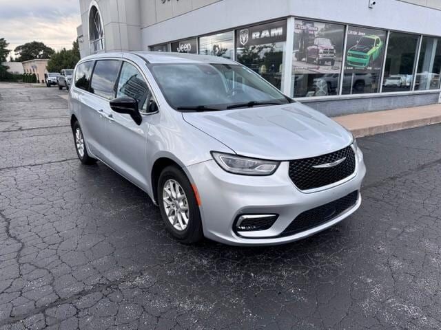 2024 CHRYSLER Pacifica