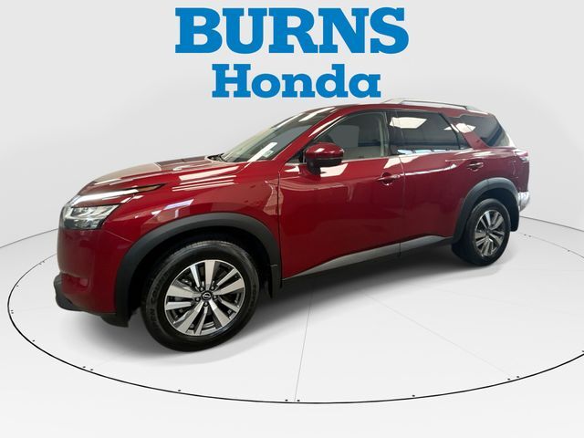 2022 NISSAN Pathfinder