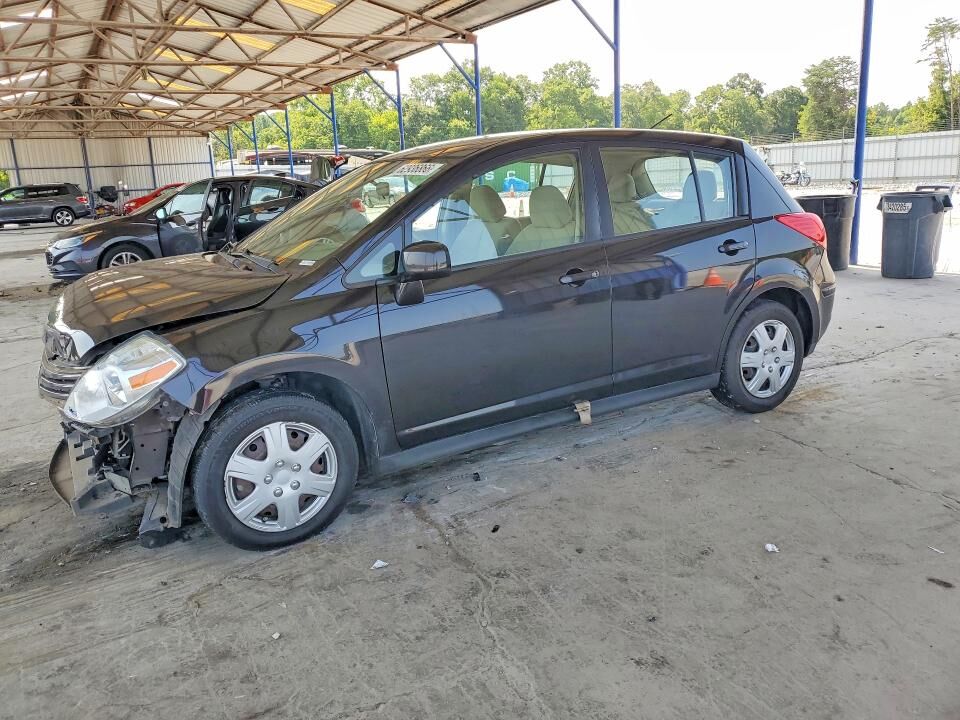 2011 NISSAN Versa