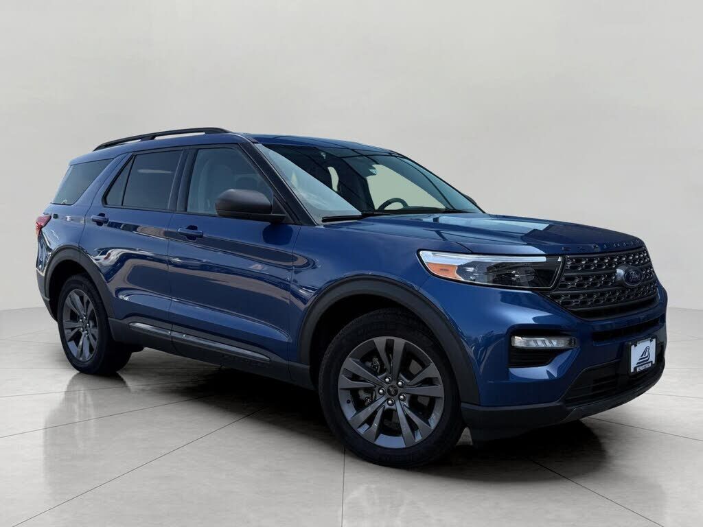 2021 FORD Explorer