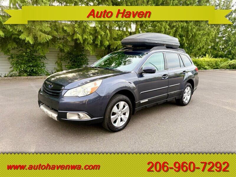 2011 SUBARU Outback