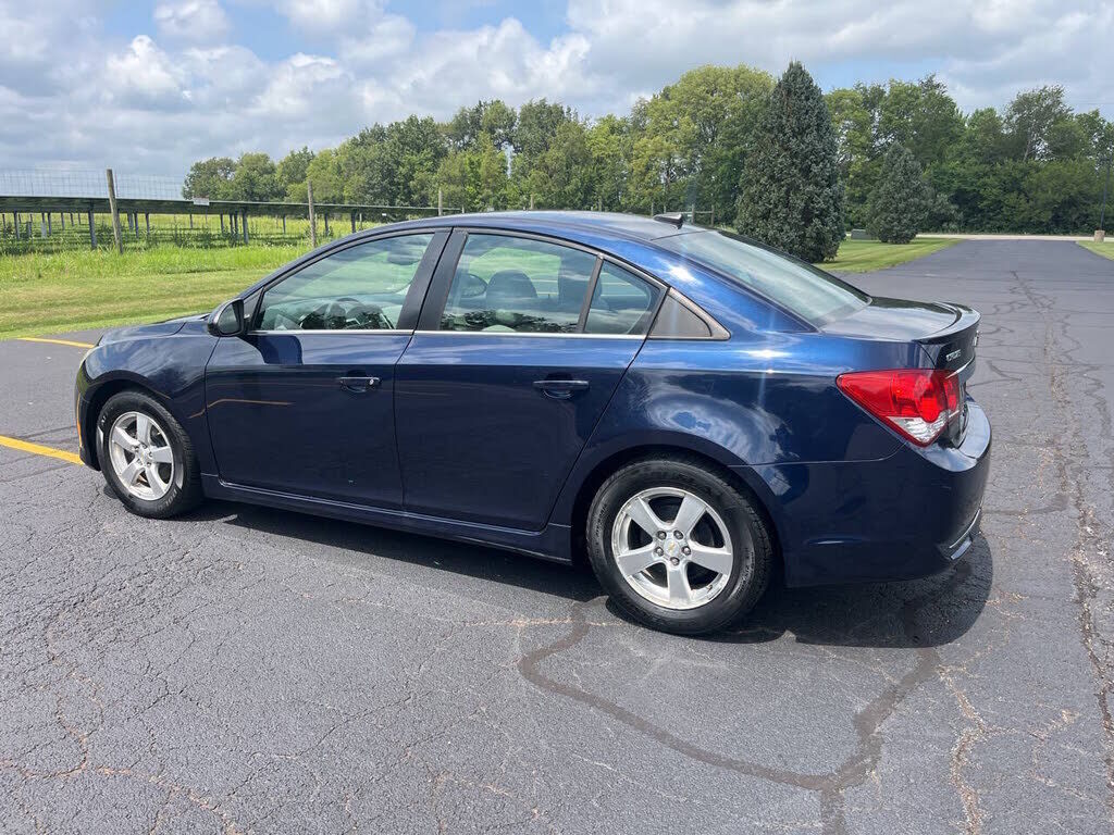 2011 CHEVROLET Cruze