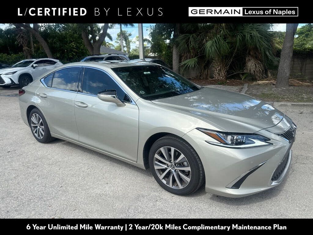 2021 LEXUS ES