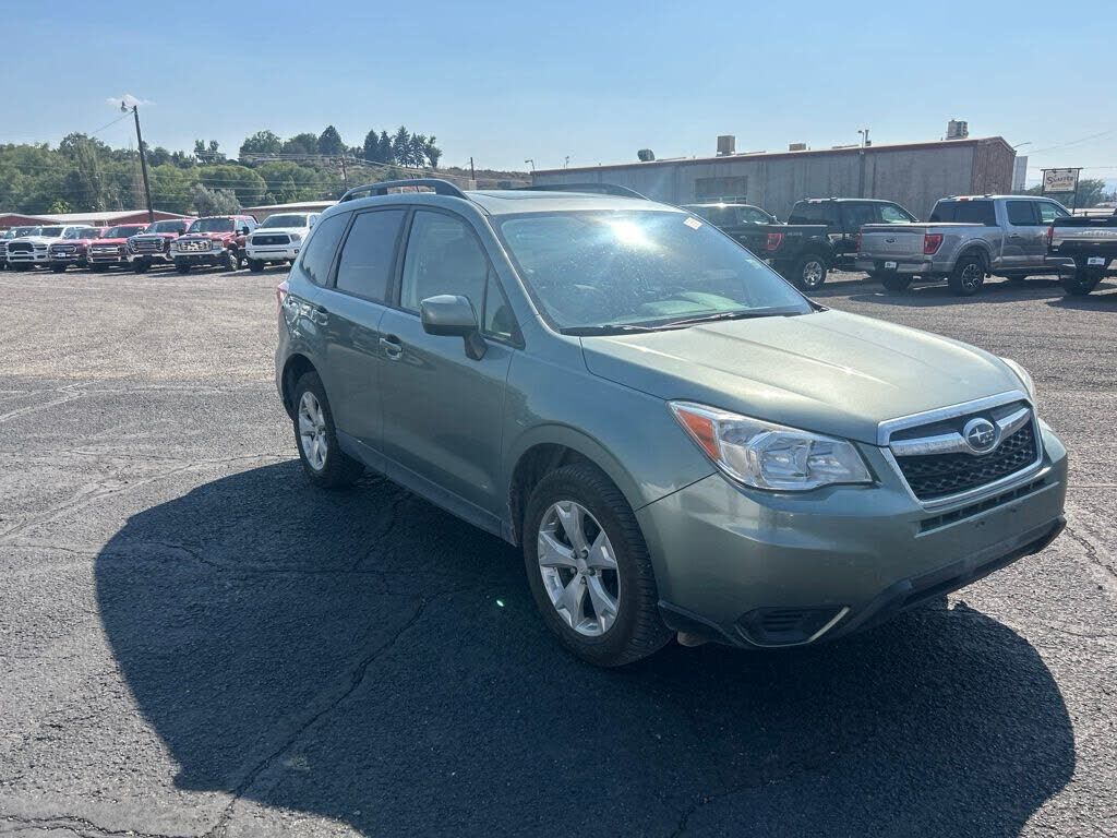 2015 SUBARU Forester