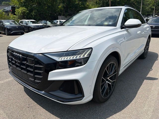 2022 AUDI Q8