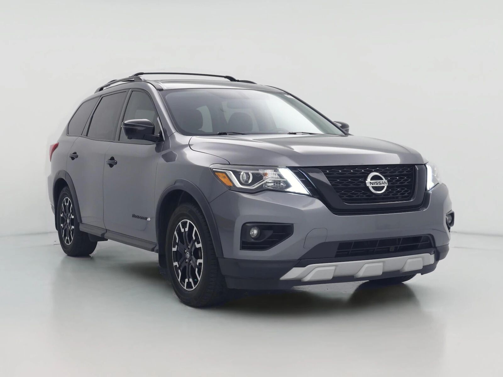 2020 NISSAN Pathfinder