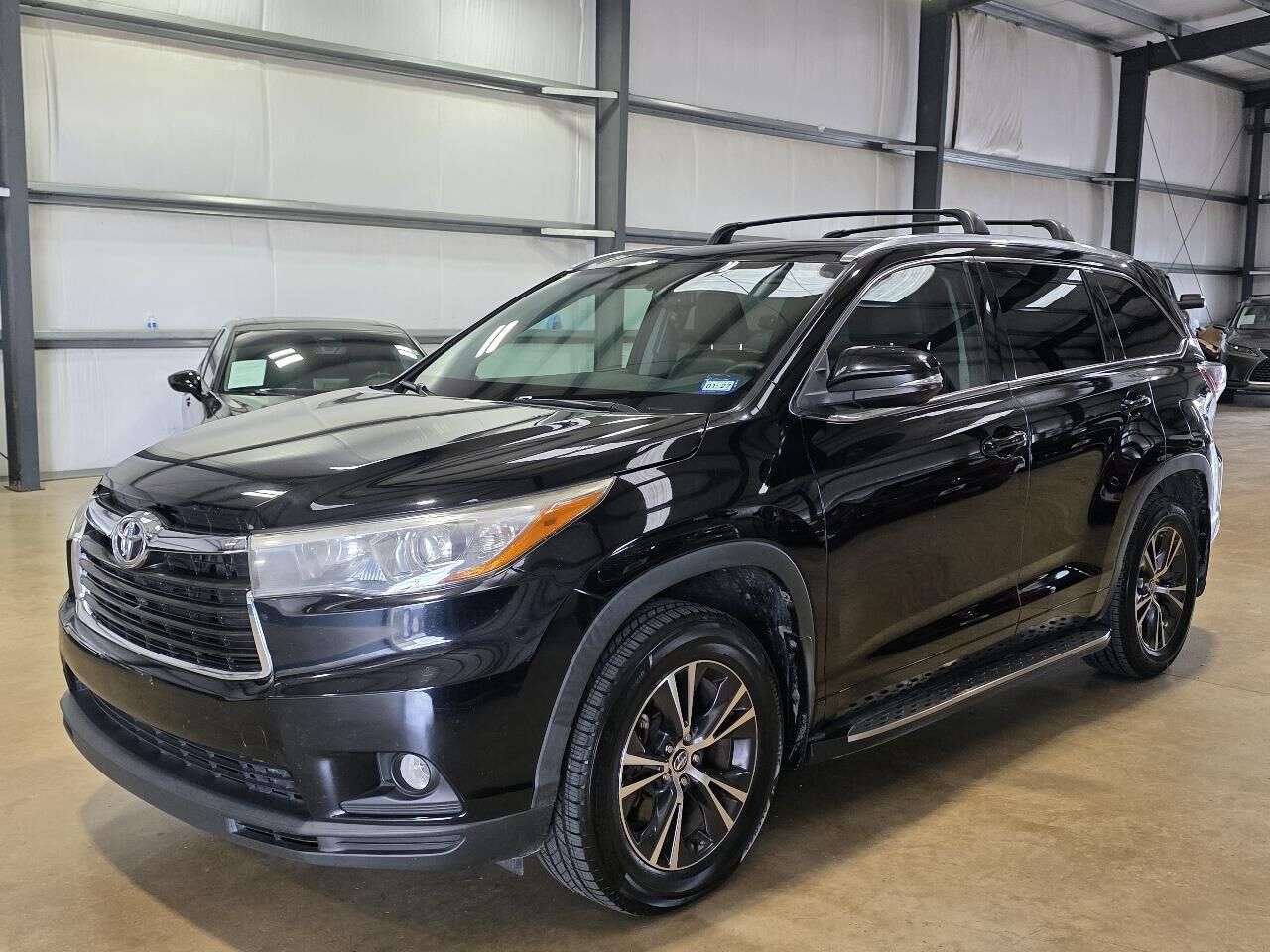 2016 TOYOTA Highlander