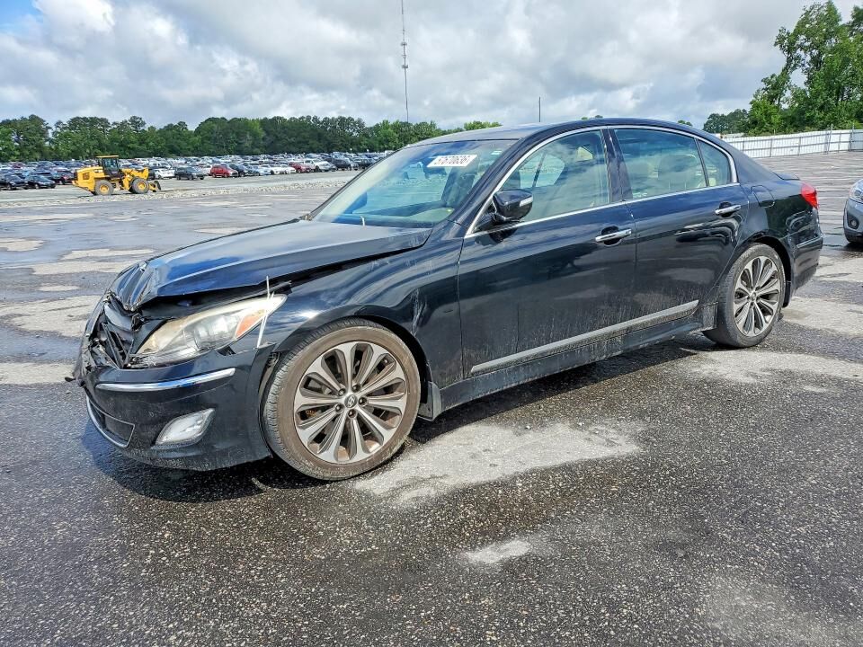 2013 HYUNDAI Genesis