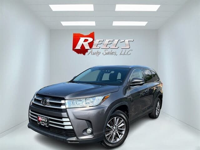 2019 TOYOTA Highlander