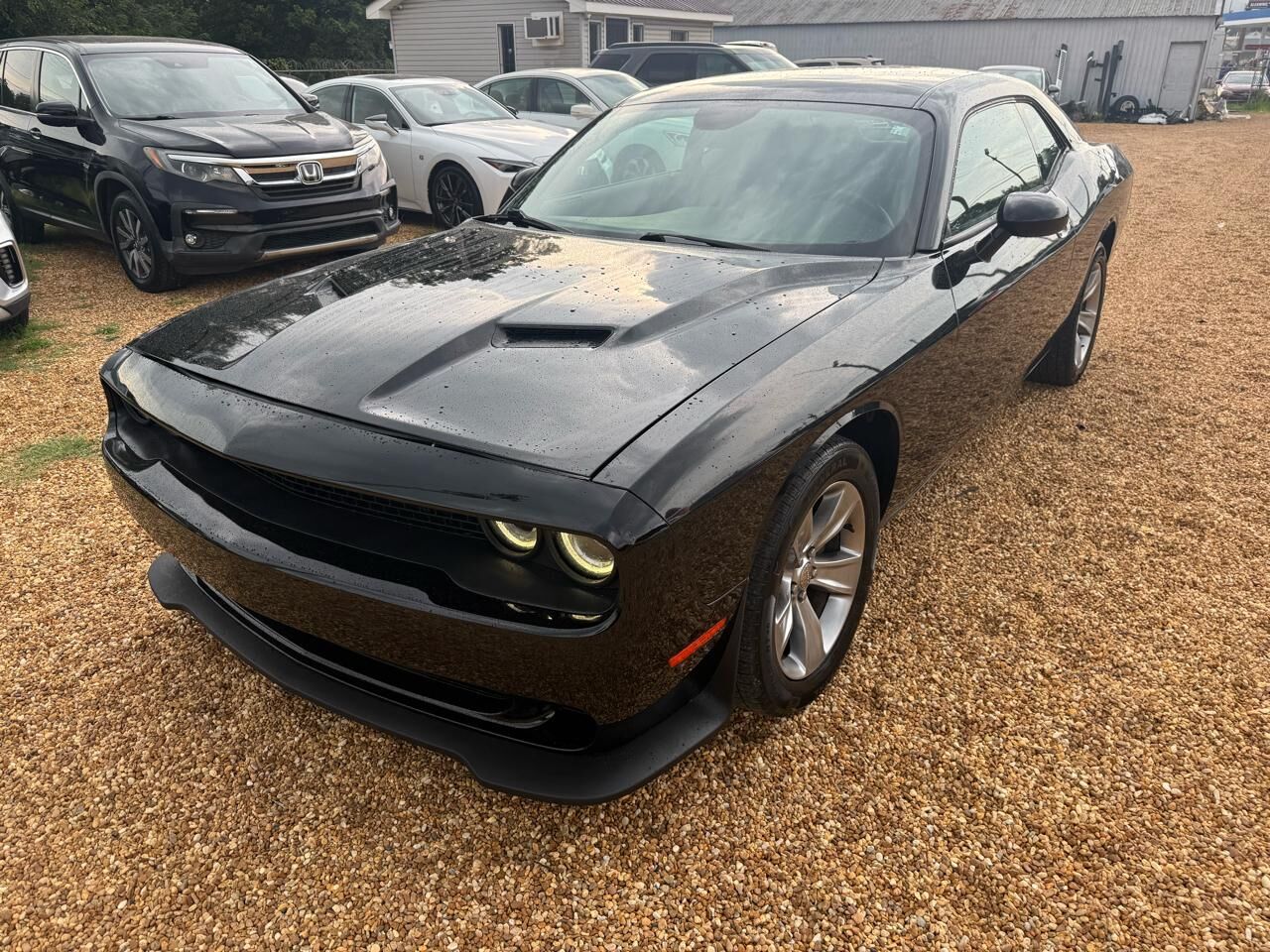 2017 DODGE Challenger
