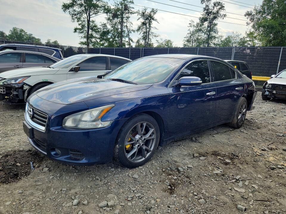 2014 NISSAN Maxima