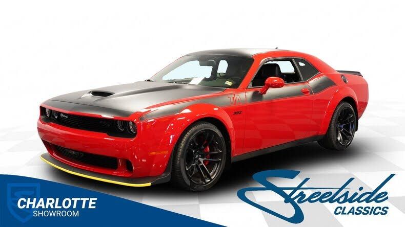 2022 DODGE Challenger