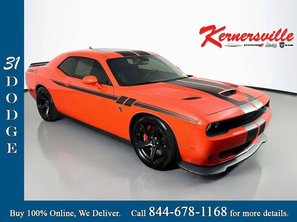 2017 DODGE Challenger