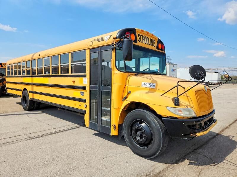 2011 IC BUS PB105
