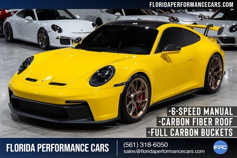2022 PORSCHE 911