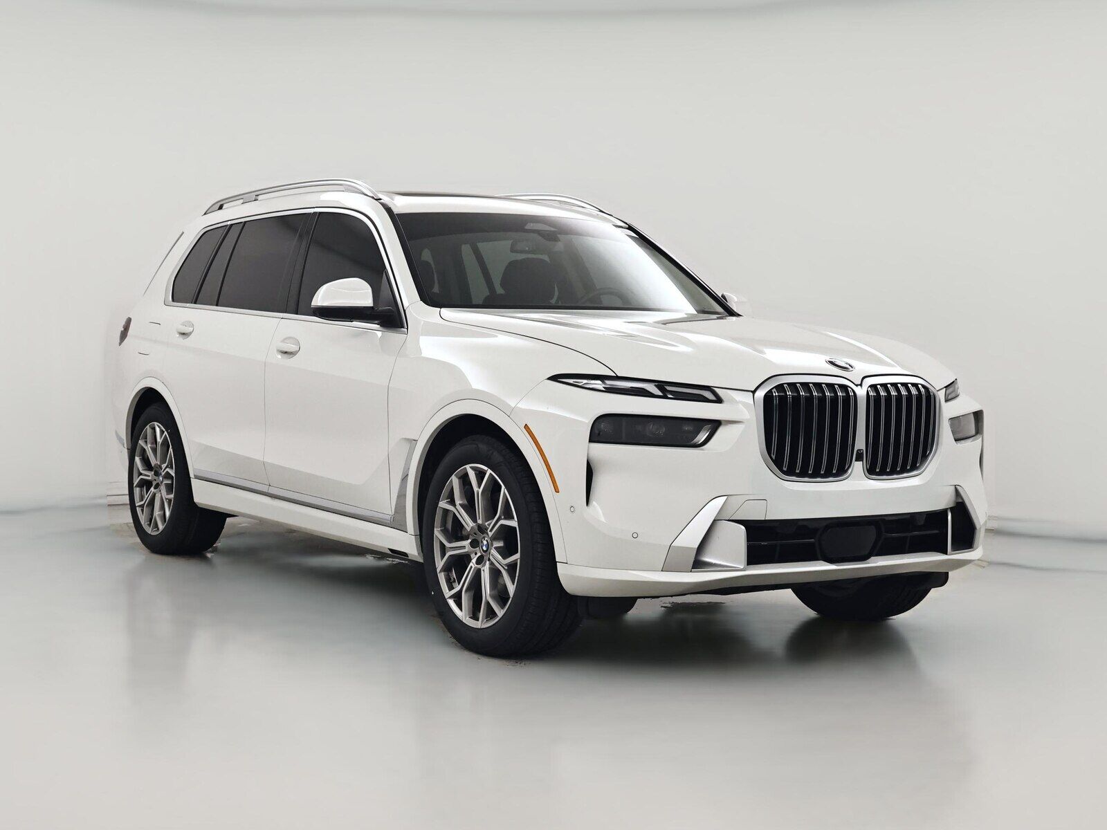 2023 BMW X7