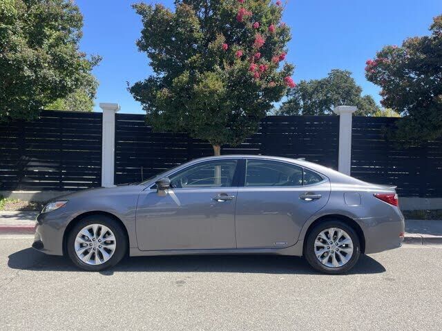 2015 LEXUS ES
