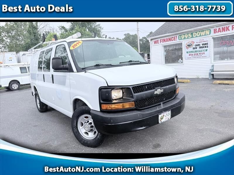 2011 CHEVROLET Express