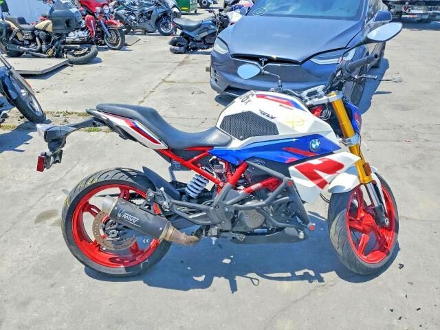 2023 BMW G 310 R