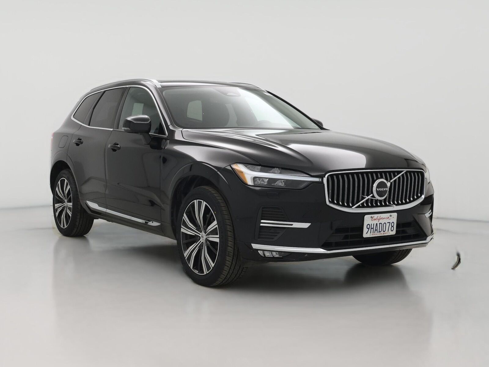 2023 VOLVO XC60