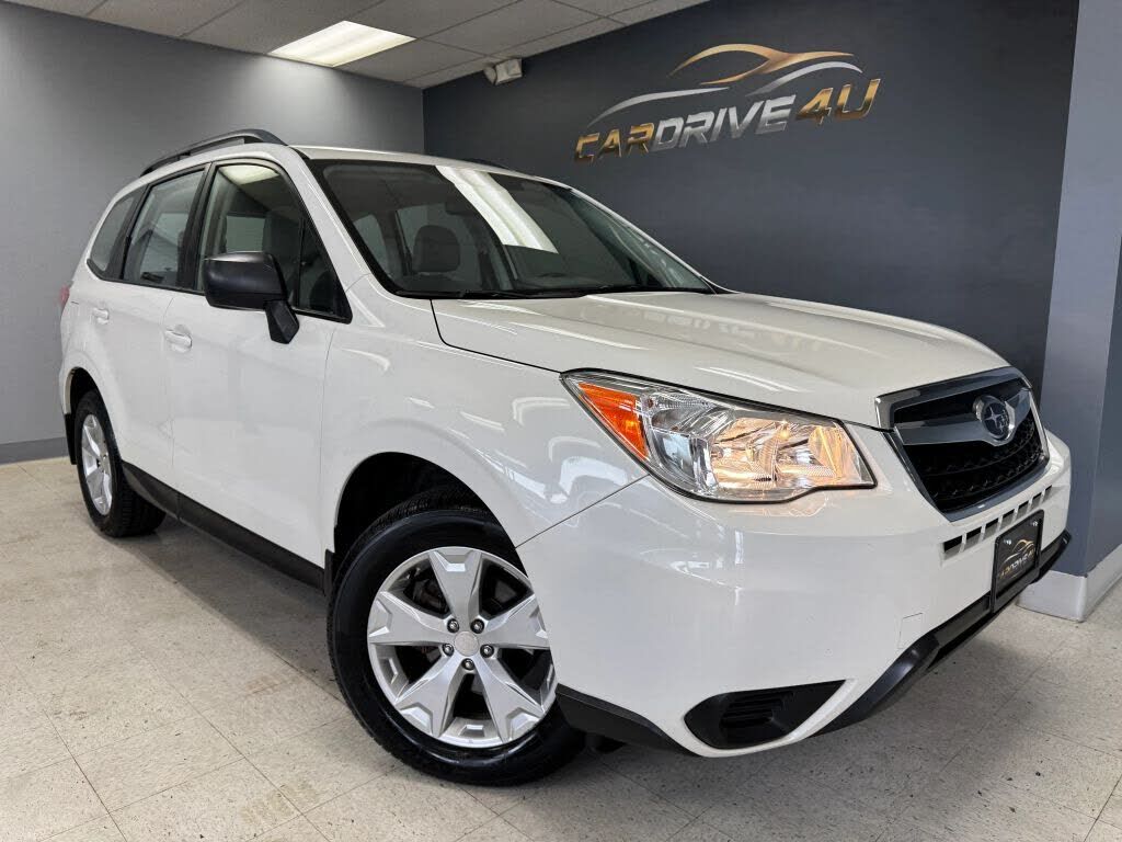 2016 SUBARU Forester
