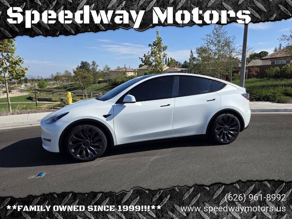2021 TESLA Model Y