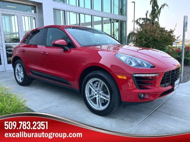 2018 PORSCHE Macan