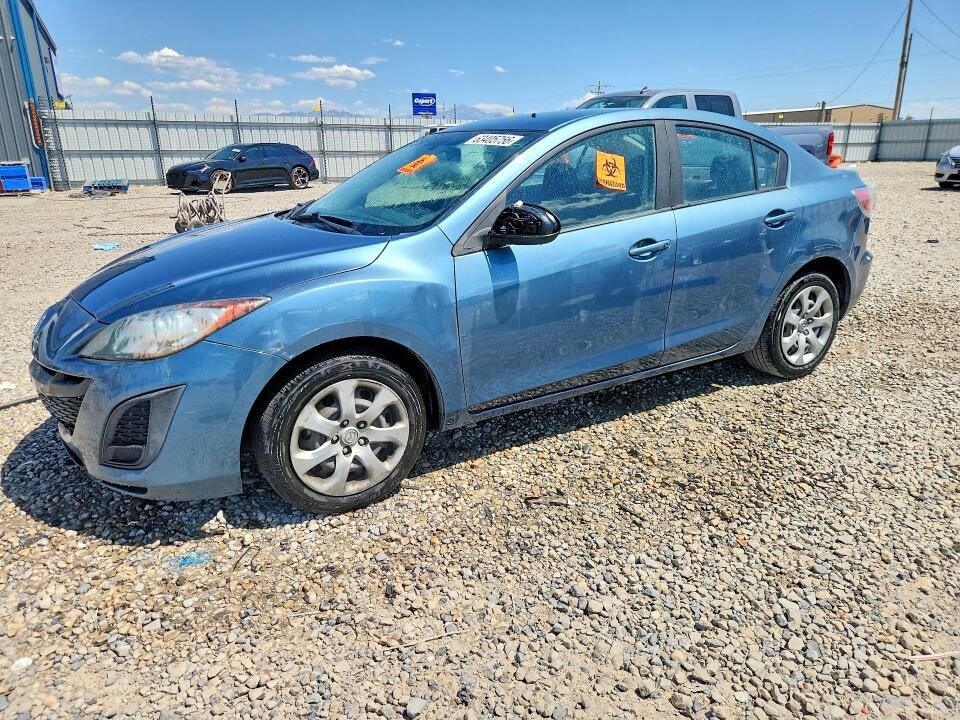 2011 MAZDA Mazda3