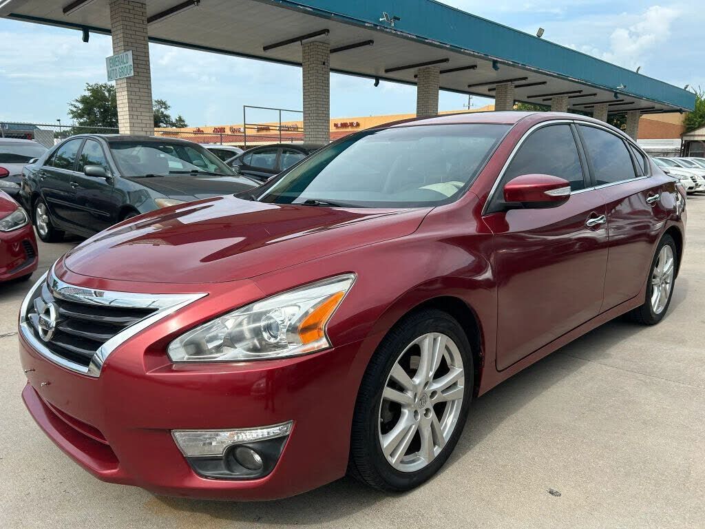 2014 NISSAN Altima