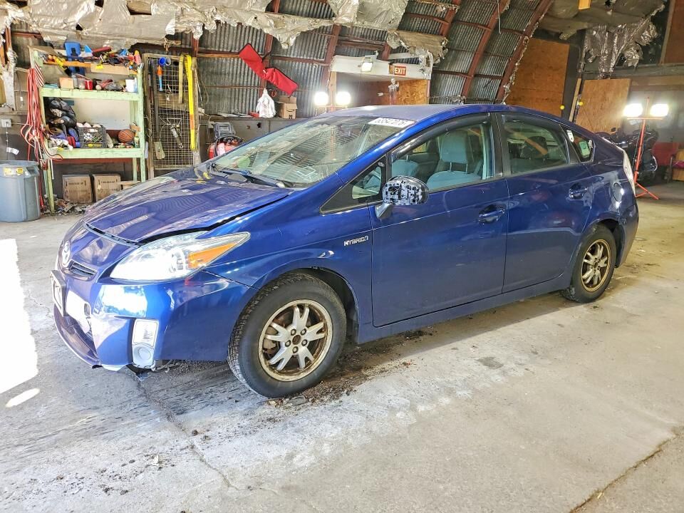 2011 TOYOTA PRIUS