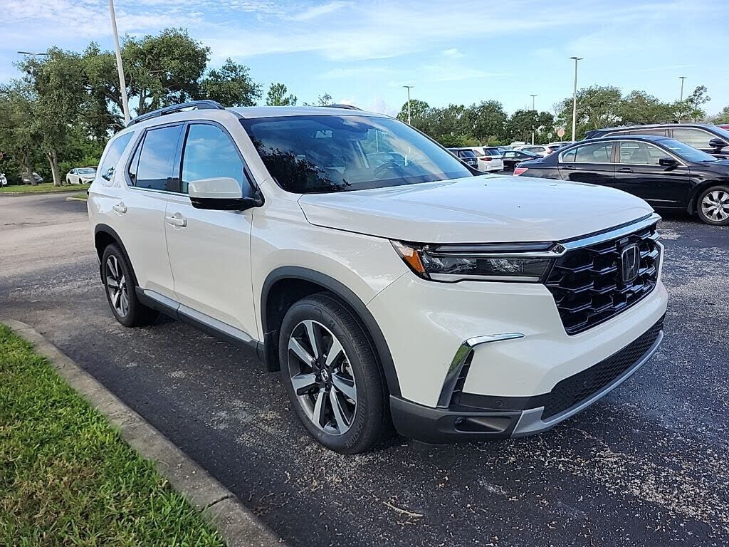 2023 HONDA Pilot