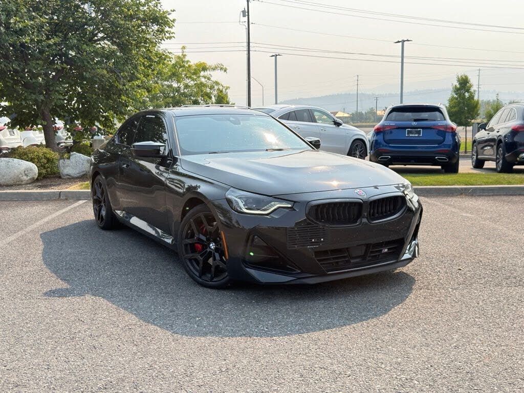 2025 BMW M2