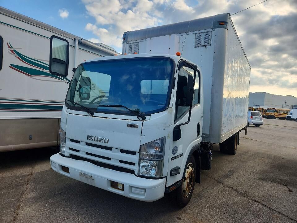 2014 ISUZU NQR/NRR