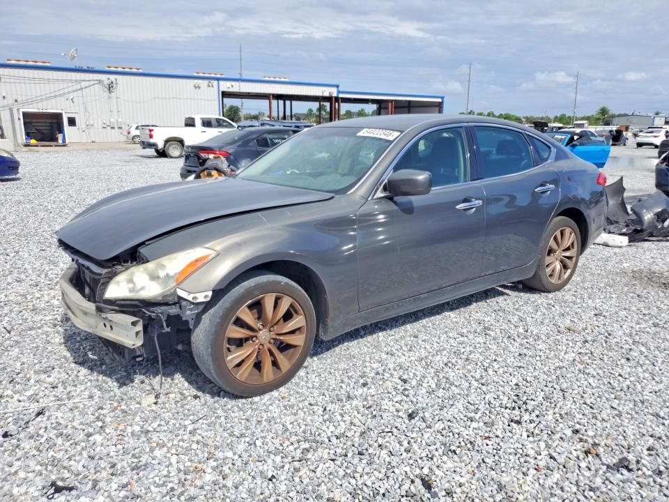 2013 INFINITI M37