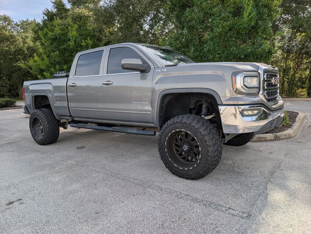 2017 GMC Sierra