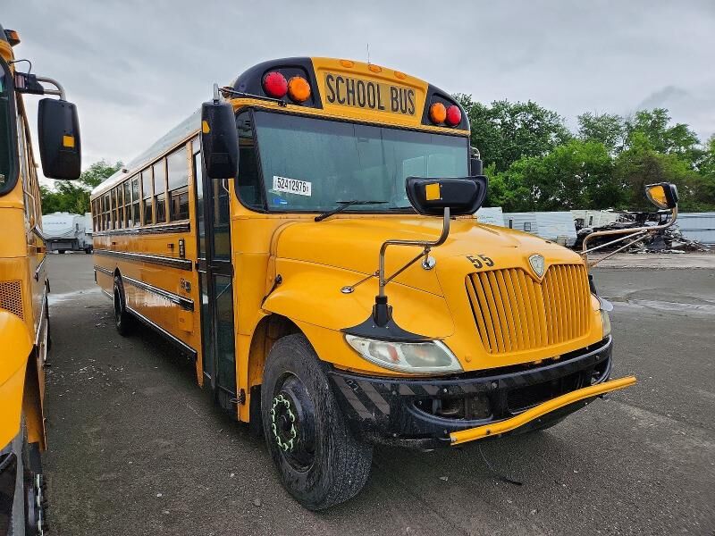 2013 IC BUS PB105